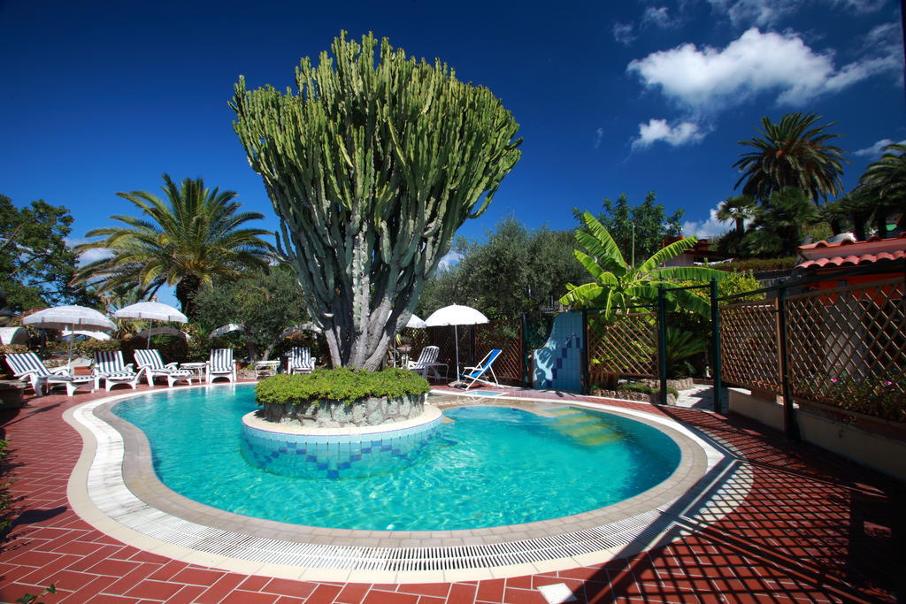 Residence Giardino Del Sole Forio  Luaran gambar